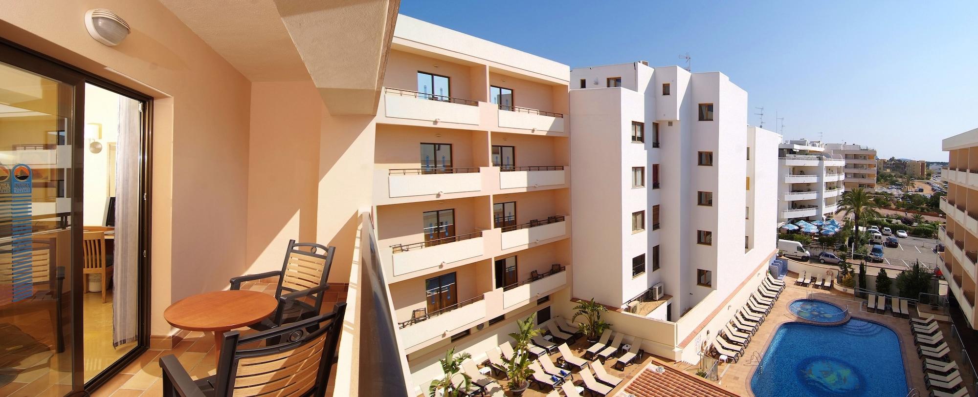 Invisa Hotel La Cala (Adults Only) Santa Eularia des Riu Exterior photo