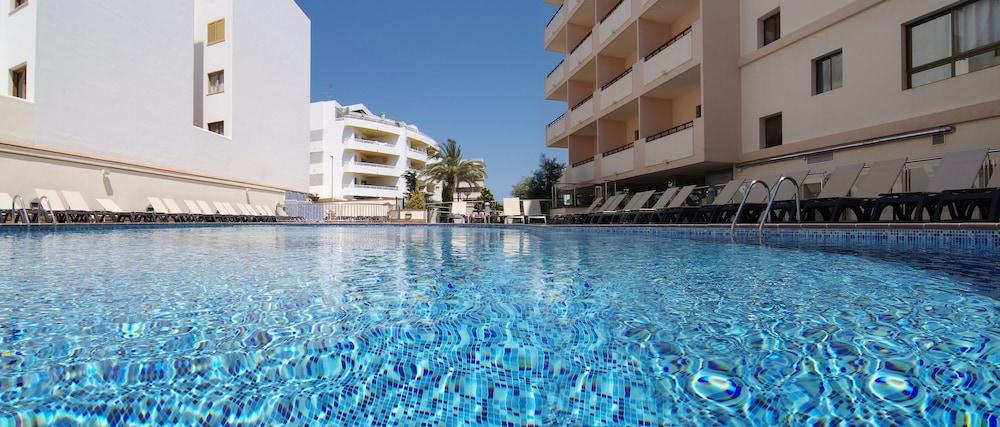 Invisa Hotel La Cala (Adults Only) Santa Eularia des Riu Exterior photo